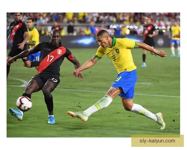 秘鲁队阵型分析