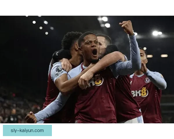 英超乌奈·埃梅里执教阿斯顿维拉表现稳健，球队状态回暖